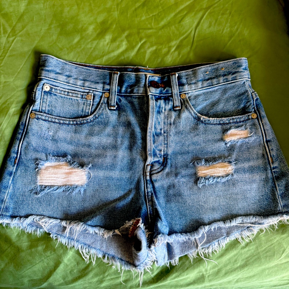 PERFECT Madewell Perfect Shorts Cutoff Jeans - size 26